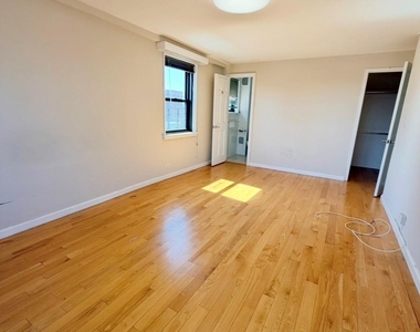 109-33 71st Road - Photo Thumbnail 12