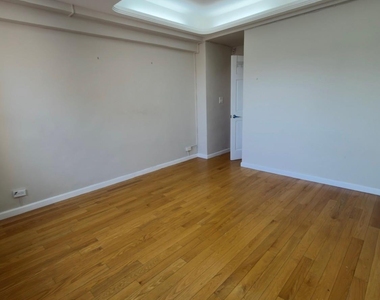 109-33 71st Road - Photo Thumbnail 10