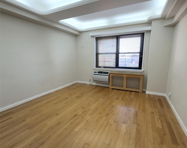 109-33 71st Road - Photo Thumbnail 9