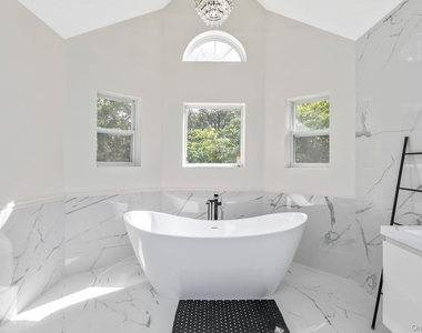 65 Mayfair Road - Photo Thumbnail 17