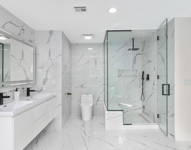 65 Mayfair Road - Photo Thumbnail 16