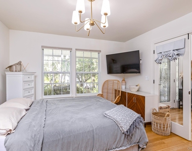 65 Mayfair Road - Photo Thumbnail 13