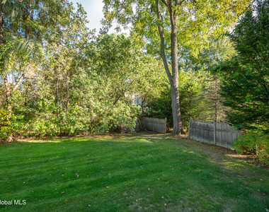1010 N Country Club Drive - Photo Thumbnail 25