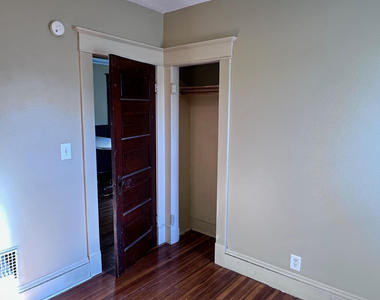 1841 Avenue A - Photo Thumbnail 5