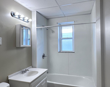 1841 Avenue A - Photo Thumbnail 2