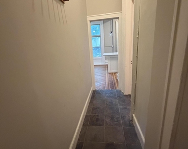 324 Hudson Avenue - Photo Thumbnail 13