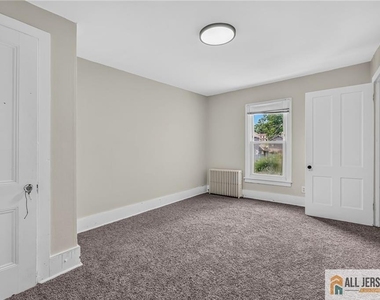 0-38-40 Brunswick Avenue - Photo Thumbnail 15