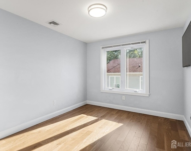 22 Arcadia Place - Photo Thumbnail 18