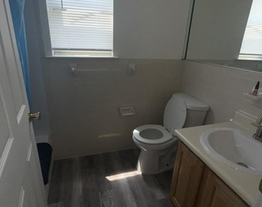 778 Harbortown Boulevard - Photo Thumbnail 2
