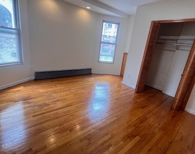 350 E 5th Street - Photo Thumbnail 2