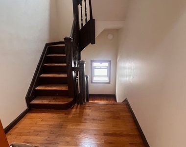 350 E 5th Street - Photo Thumbnail 15