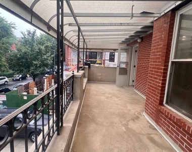 350 E 5th Street - Photo Thumbnail 11