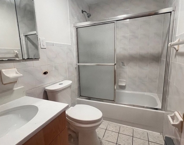 350 E 5th Street - Photo Thumbnail 13