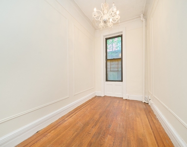 414 E 89th Street - Photo Thumbnail 13