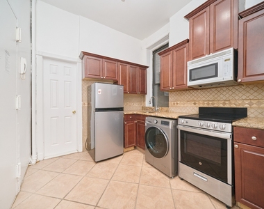 414 E 89th Street - Photo Thumbnail 17