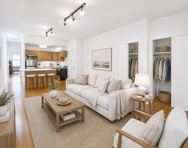 314 W 52nd Street - Photo Thumbnail 1