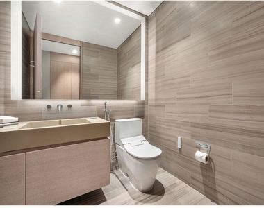 49 Chambers Street - Photo Thumbnail 14