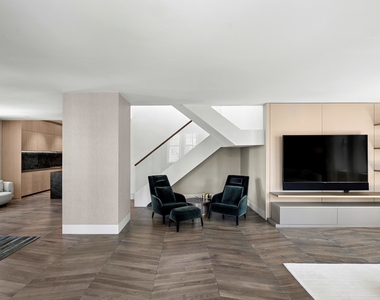 49 Chambers Street - Photo Thumbnail 4