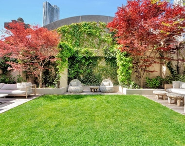 49 Chambers Street - Photo Thumbnail 22