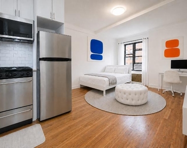 205 W 88th Street - Photo Thumbnail 1