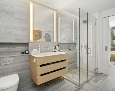 150 Rivington Street - Photo Thumbnail 5