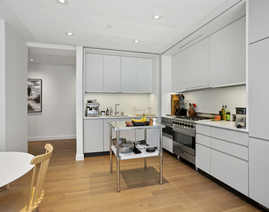 150 Rivington Street - Photo Thumbnail 6