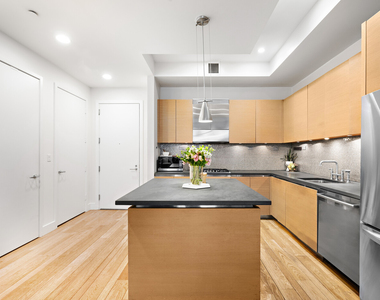 49 E 21st Street - Photo Thumbnail 3