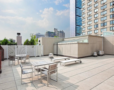 49 E 21st Street - Photo Thumbnail 9