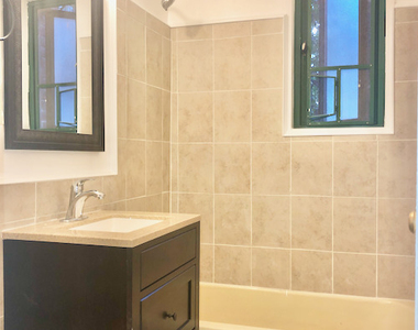 1565 Odell Street - Photo Thumbnail 9
