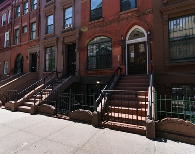 216 W 132nd Street - Photo Thumbnail 4