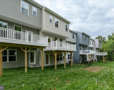 7238 Musca Shire Lane - Photo Thumbnail 24