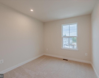 7238 Musca Shire Lane - Photo Thumbnail 17