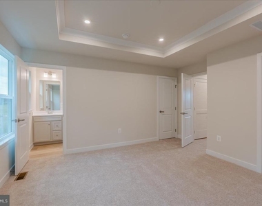 7238 Musca Shire Lane - Photo Thumbnail 15
