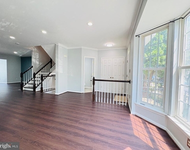 13714 Bidwell Place - Photo Thumbnail 7