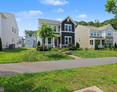 1794 River Heritage Boulevard - Photo Thumbnail 2