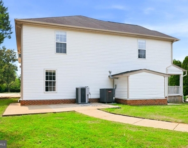 8916 Rugby Road - Photo Thumbnail 92