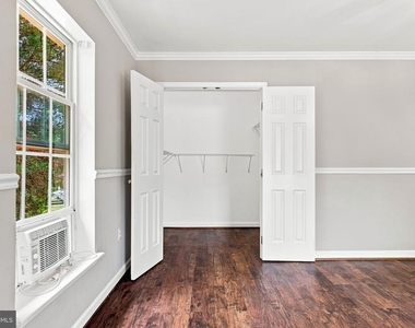 8916 Rugby Road - Photo Thumbnail 82