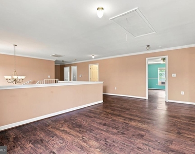 8916 Rugby Road - Photo Thumbnail 58