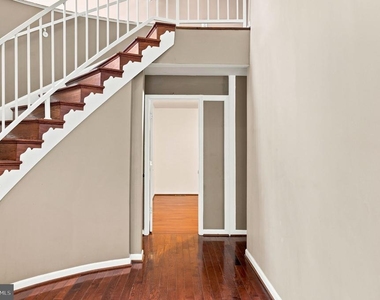 8916 Rugby Road - Photo Thumbnail 7