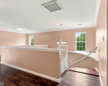 8916 Rugby Road - Photo Thumbnail 54