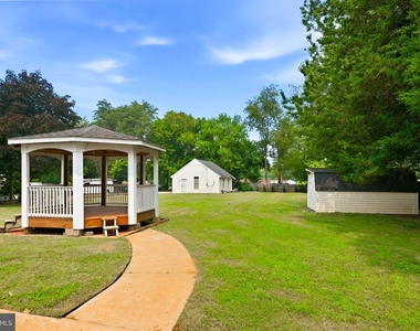 8916 Rugby Road - Photo Thumbnail 97