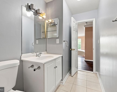 8916 Rugby Road - Photo Thumbnail 79