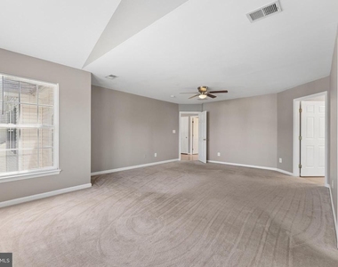 15121 Toccoa Court - Photo Thumbnail 25