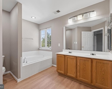 15121 Toccoa Court - Photo Thumbnail 26