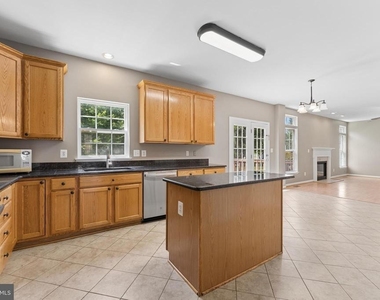 15121 Toccoa Court - Photo Thumbnail 10