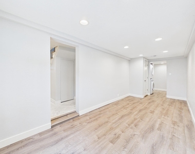 1510 Loudoun Drive - Photo Thumbnail 13