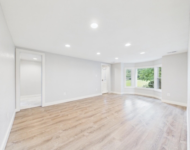 1510 Loudoun Drive - Photo Thumbnail 16