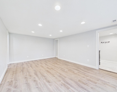 1510 Loudoun Drive - Photo Thumbnail 17