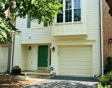 21779 Kings Crossing Terrace - Photo Thumbnail 1