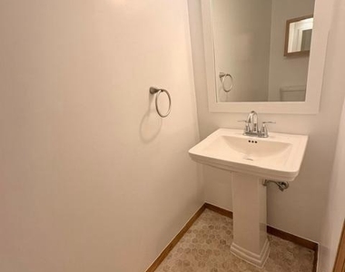 2071 Golf Course Drive - Photo Thumbnail 16